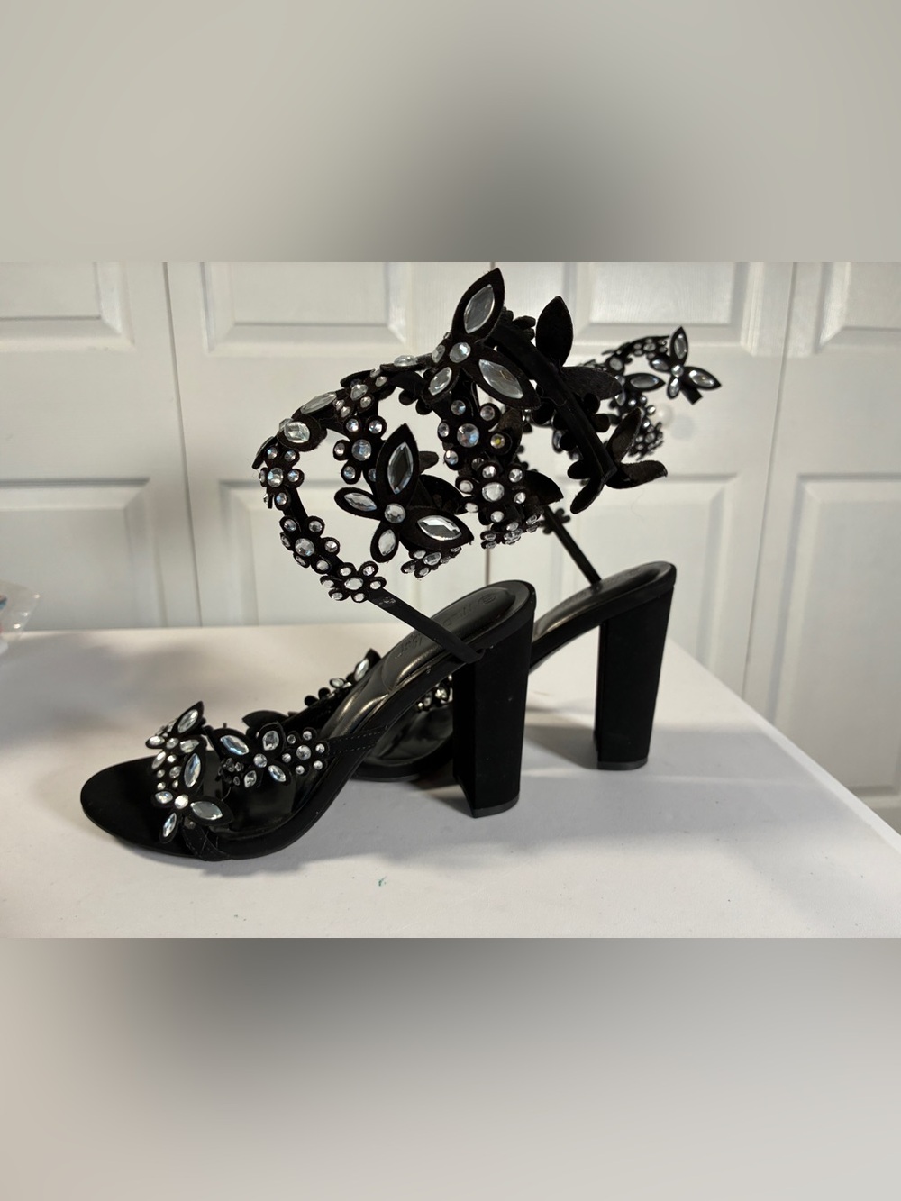 Wild Diva Lounge MORRIS-631 Rhinestone Wrap Block Heel Sandals 7.5